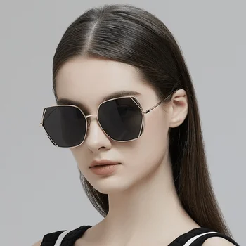 2023 Женские солнцезащитные очки Hot Star Fashion Model Outdoor Cool нерегулярной формы в стиле панк, Дизайнерские Классические Ретро Солнцезащитные очки для девочек UV400